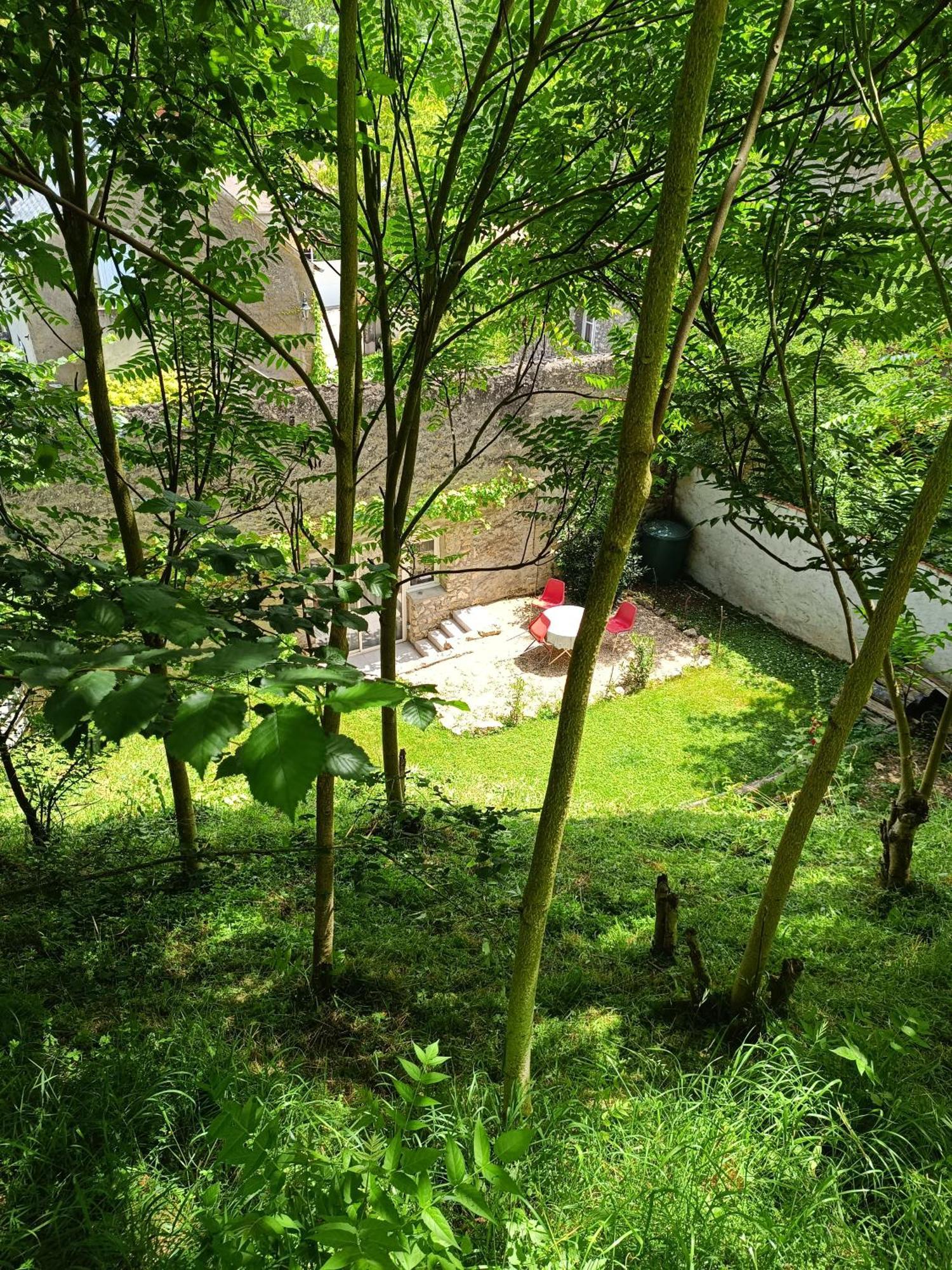 Logement Entier Dans Village Calme Guillerval Exterior foto